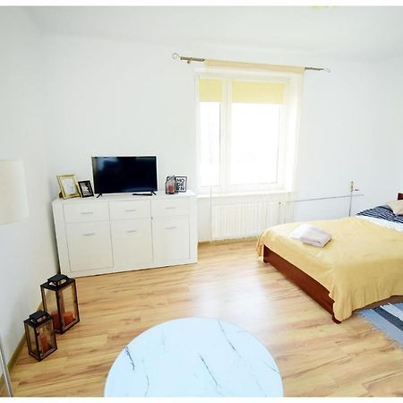 Color24 Apartament VI Stalowa Wola Luaran gambar