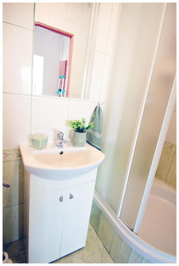 Color24 Apartament VI Stalowa Wola Luaran gambar
