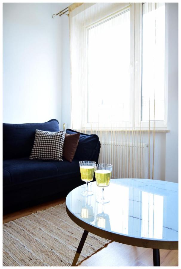 Color24 Apartament VI Stalowa Wola Luaran gambar